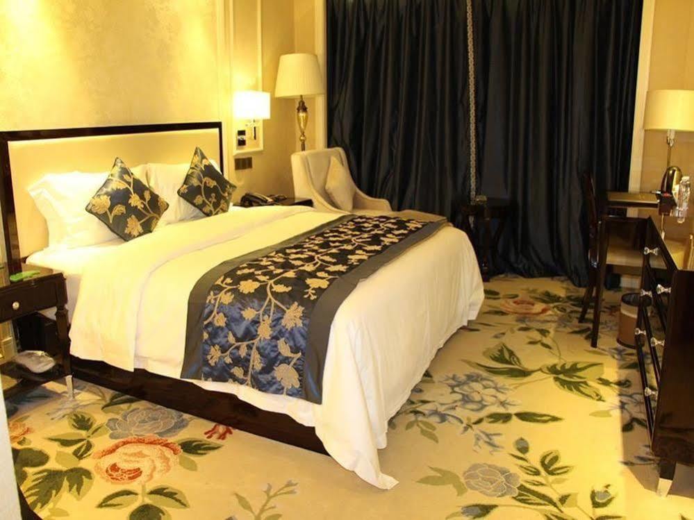 Century Palace Hotel Huệ Châu Ngoại thất bức ảnh